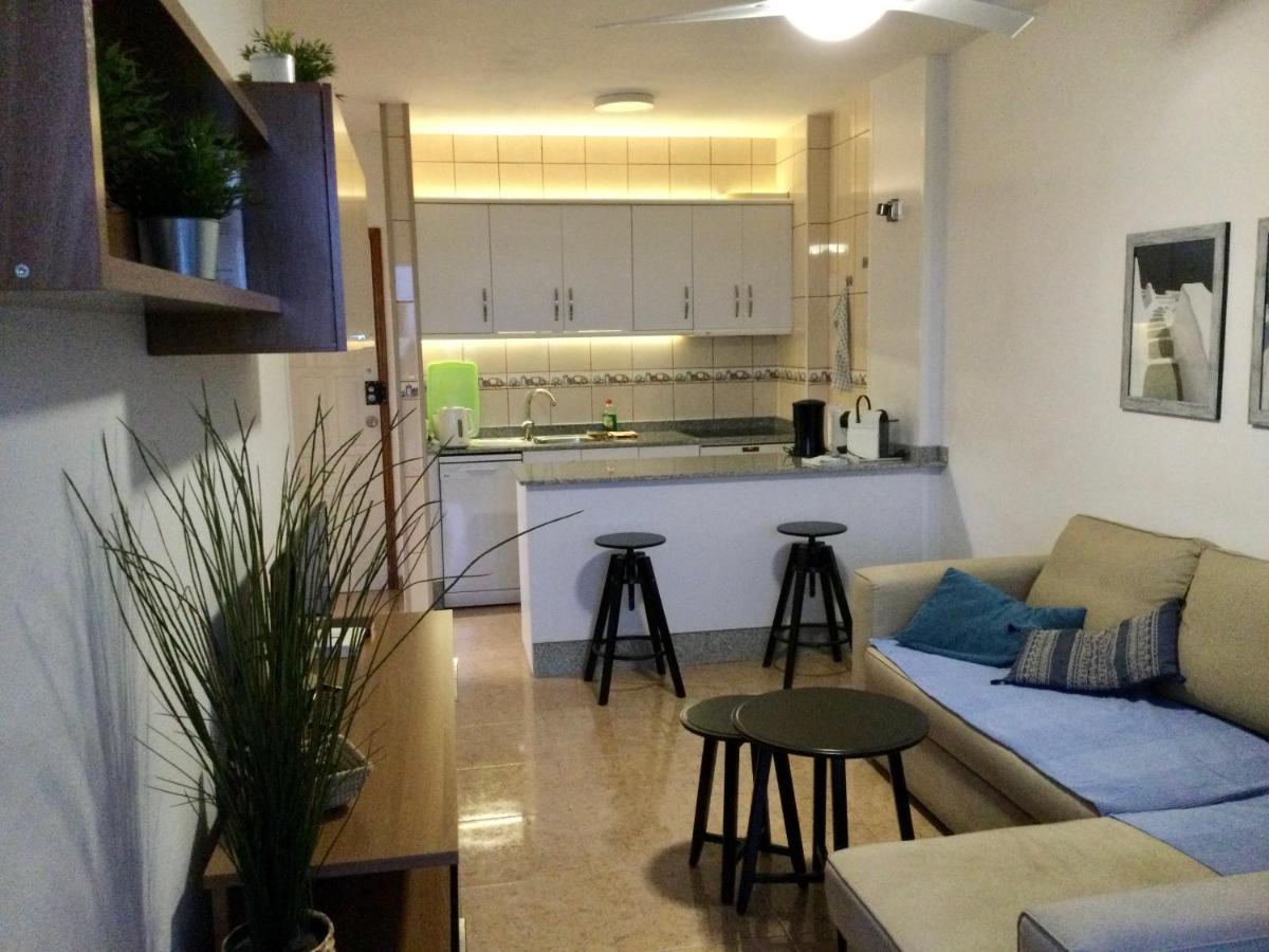 Apartamento Iguazu Seaview Near Yumbo Playa del Inglés